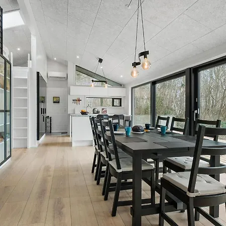 Casa vacanze Cozy In With Wifi Fåborg