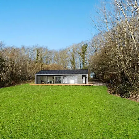 Holiday home Cozy In With Wifi *
